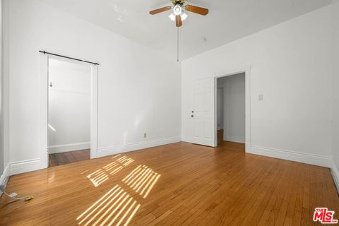 Tiny photo for 1223 W 23rd Street, Los Angeles, CA 90007 (MLS # 25577989)
