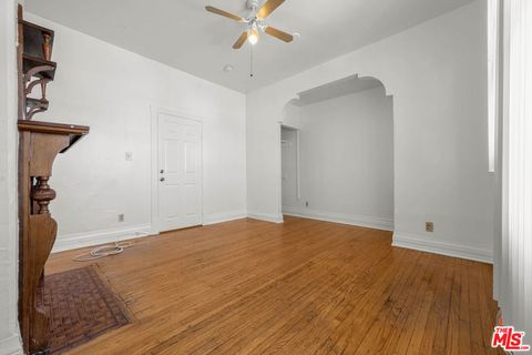Tiny photo for 1223 W 23rd Street, Los Angeles, CA 90007 (MLS # 25577989)