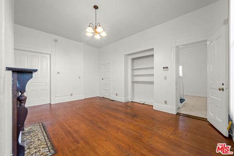 Tiny photo for 1223 W 23rd Street, Los Angeles, CA 90007 (MLS # 25577989)