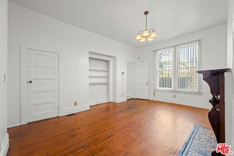 Tiny photo for 1223 W 23rd Street, Los Angeles, CA 90007 (MLS # 25577989)