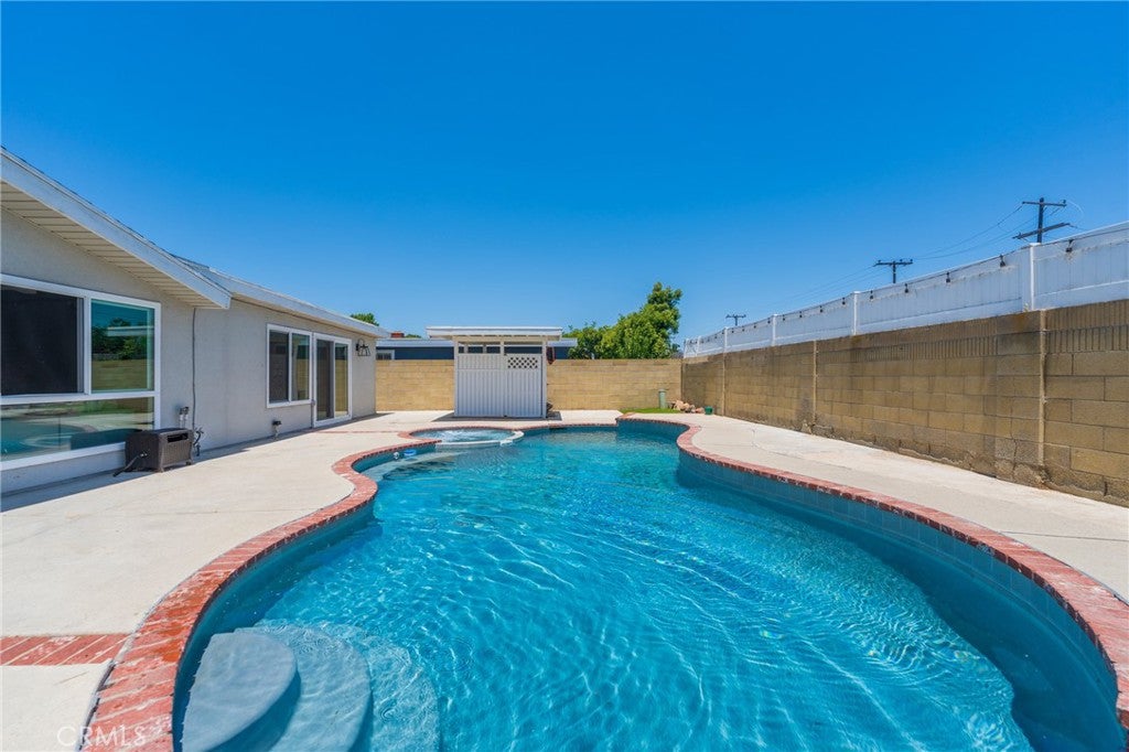 19202 Hickory, Huntington Beach CA 92646 - Photo 21