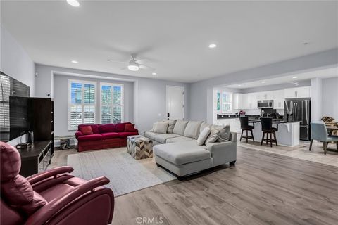 2151 Atlantic Avenue Long Beach CA 90806