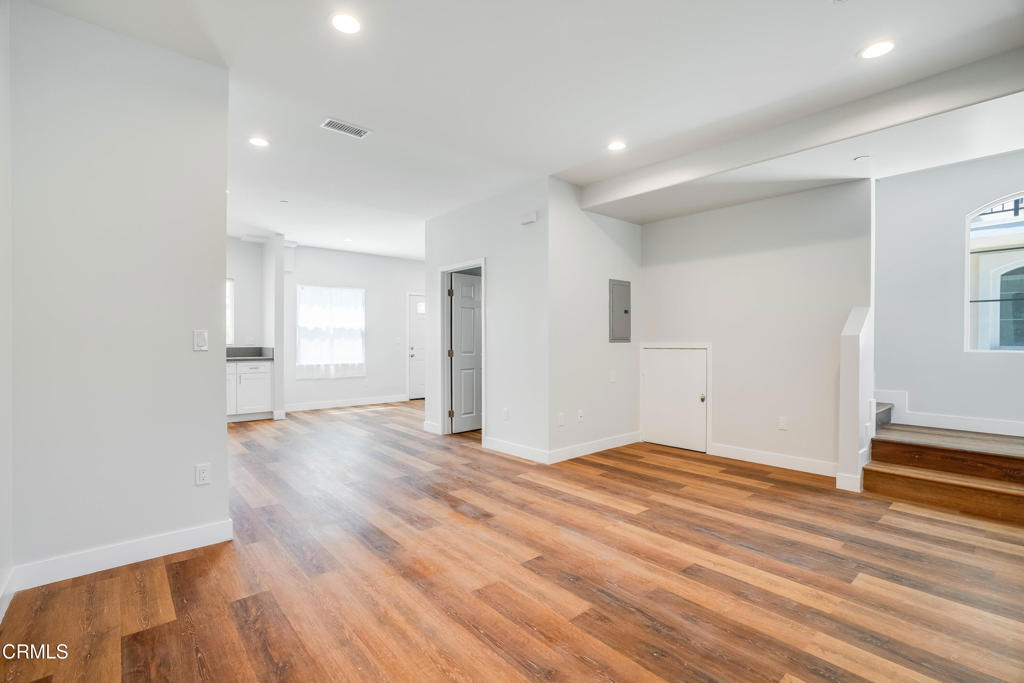 300 E Alhambra Road D