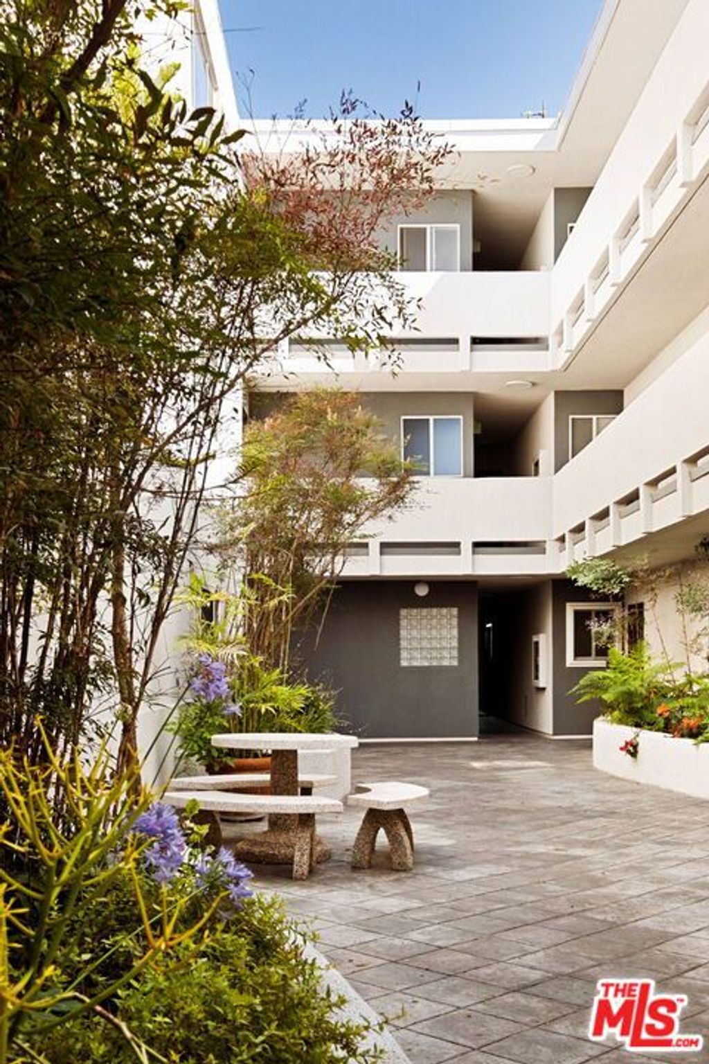 Photo of 446 San Vicente Boulevard #304, Santa Monica, CA 90402 (MLS # 26782621)