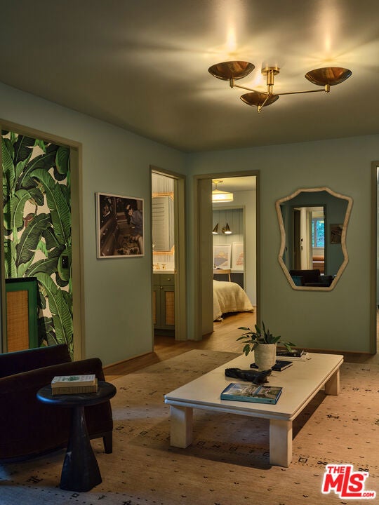 2633 Mandeville Canyon Road