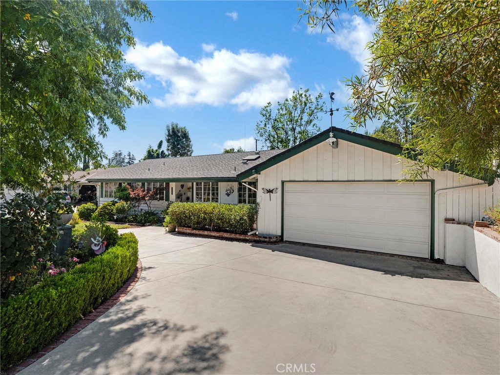 23962 Crosson Drive