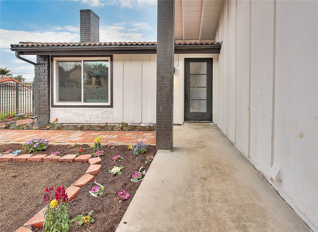 1502 Hedgepath