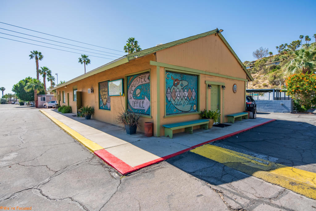 Horizon Mh Village - Manufactured In Park