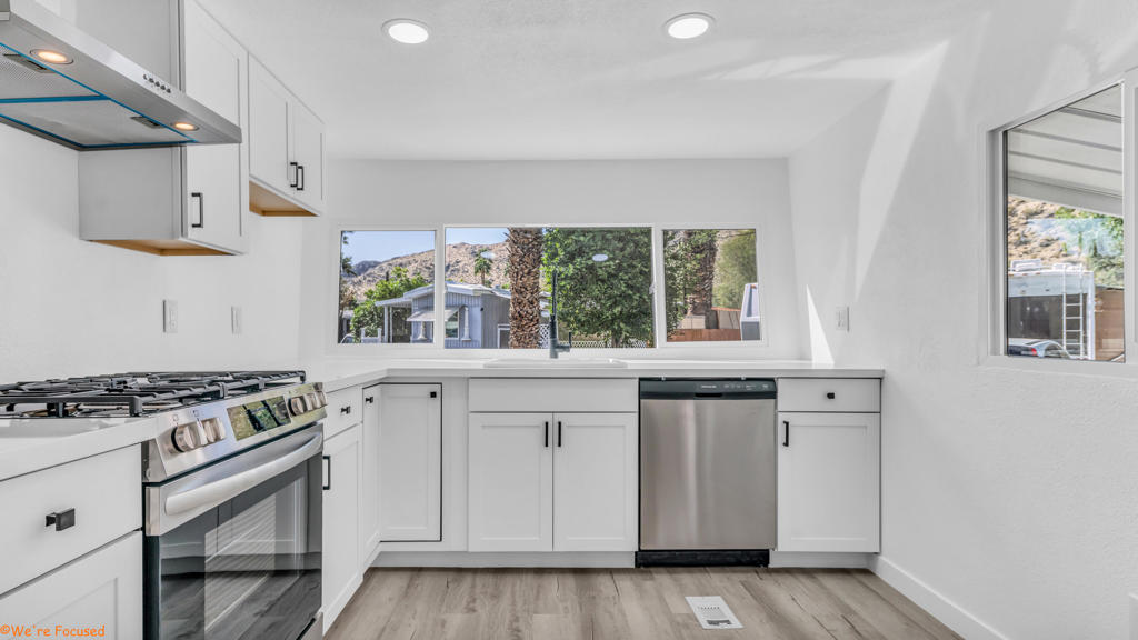 Horizon Mh Village - Manufactured In Park