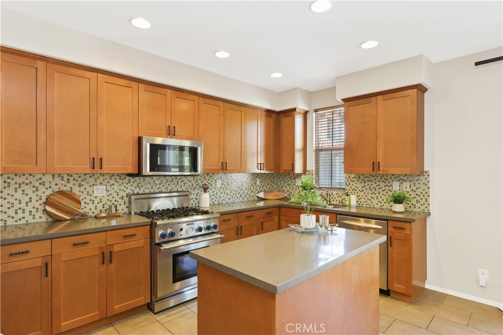 Coronado (CNADO) - Residential Lease