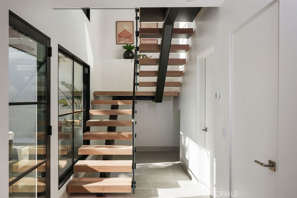 Corona del Mar South of PCH (CDMS) - Residential Lease