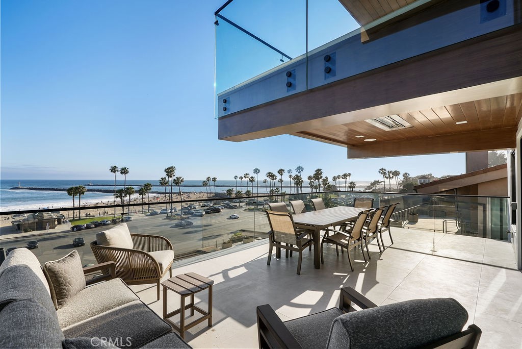 Corona del Mar South of PCH (CDMS) - Residential Lease