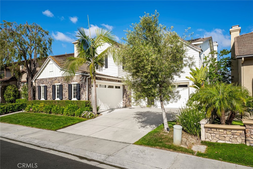 11 Douglass Drive