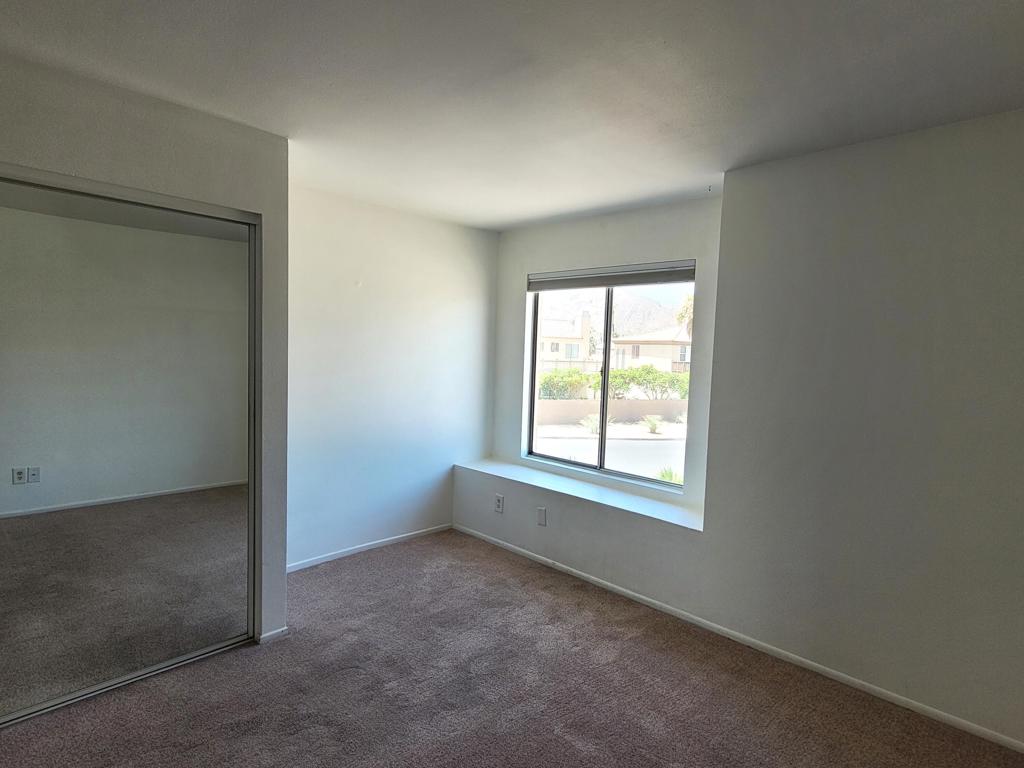 Palm Royale - Residential