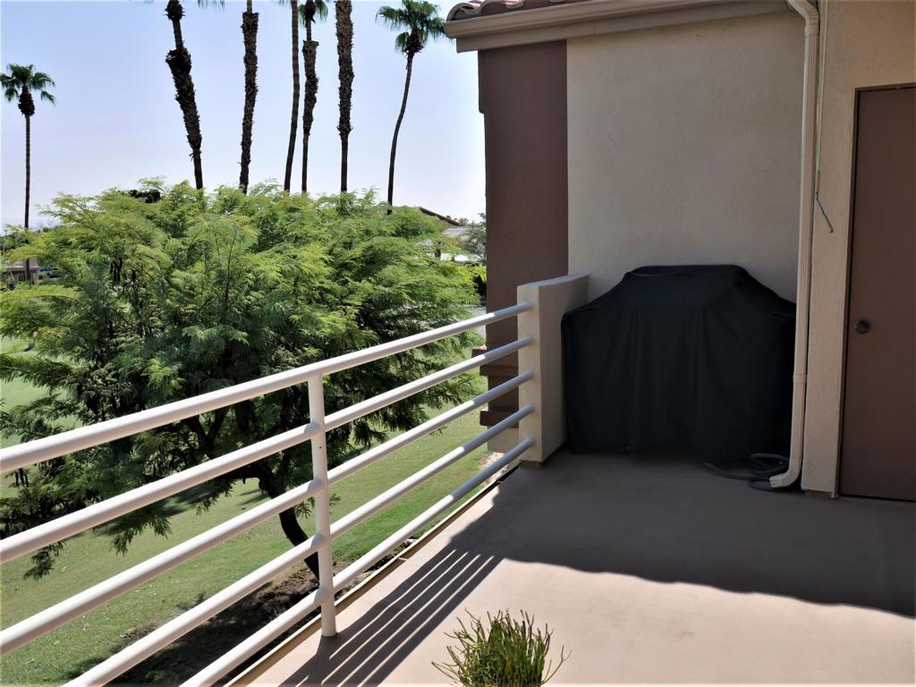 Palm Royale - Residential