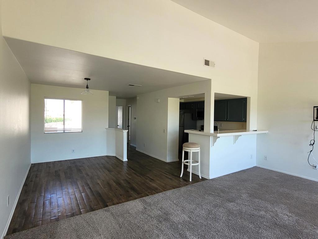 Palm Royale - Residential