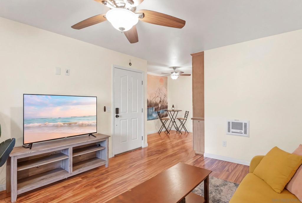 1650 S El Camino Real 204