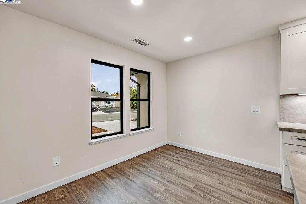 MISSION DISTRICT - Residential