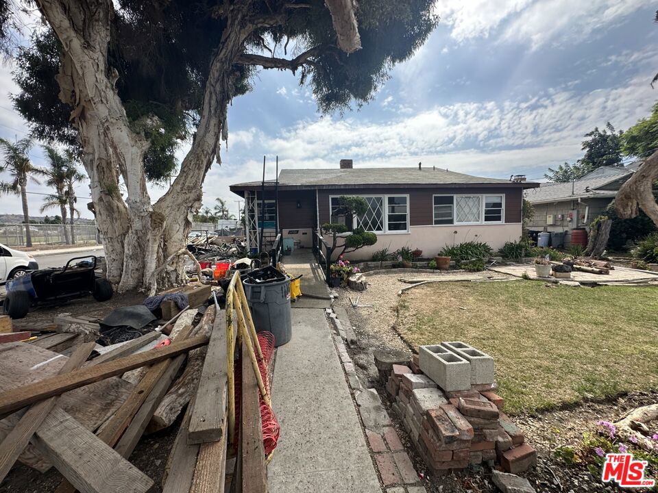 Cash or Hard Money only. This corner lot home is a MAJOR FIXER/TEAR DOWN, located across the street from Culver City High School. Showings will only happen for those who submit an offer on a designated date. Offers due Wednesday, the 24th of September @ 5 p.m. Located in Los Angeles city, not Culver City.
