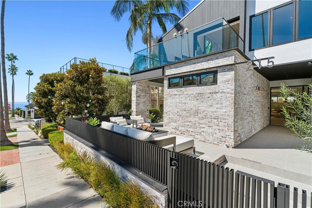 215 Goldenrod