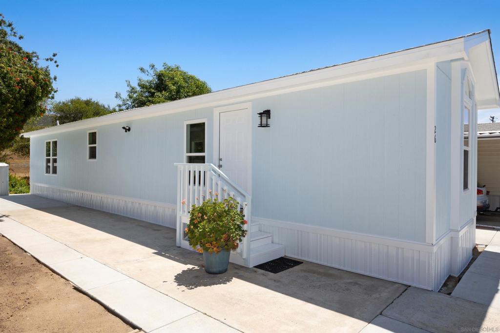 2030 Black Canyon Rd. 26