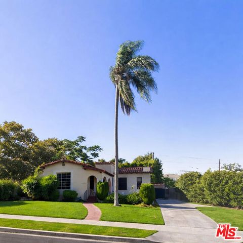 Photo of 4437 W 59th Place, Los Angeles, CA 90043 (MLS # 26741965)