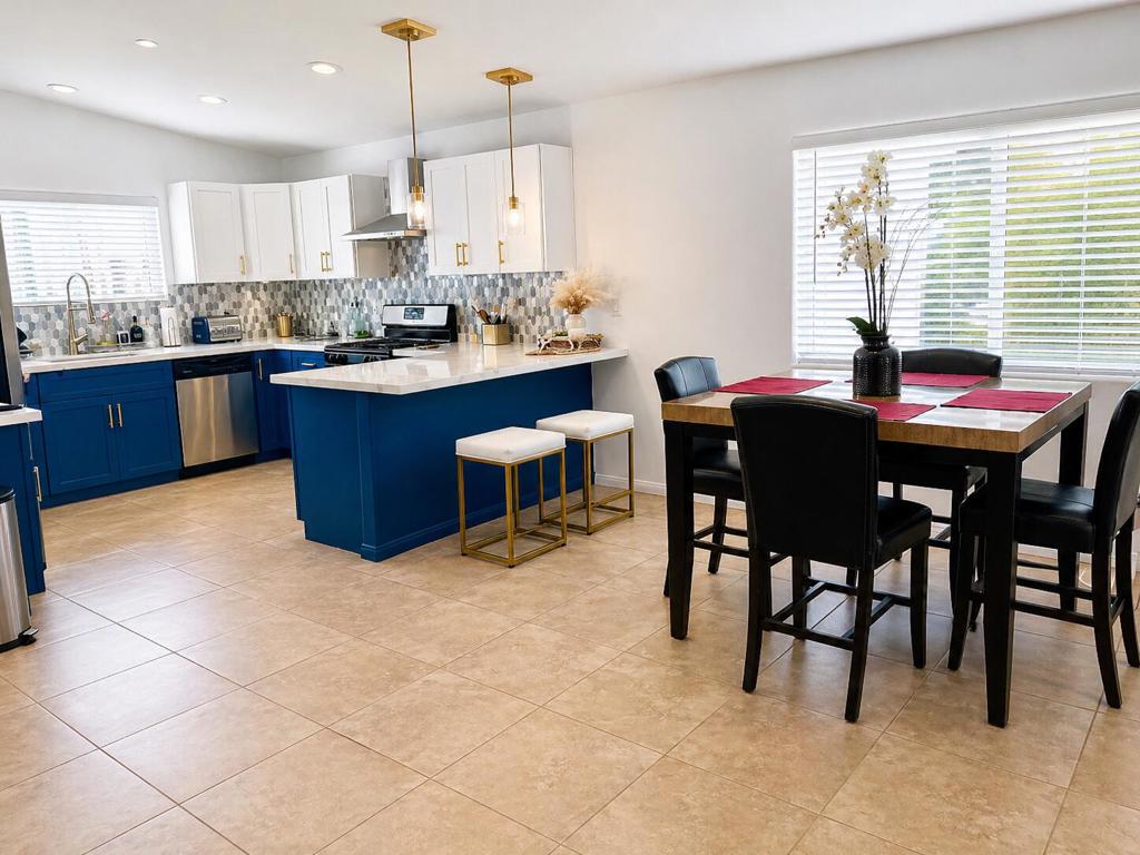 31125 Whispering Palms Trail