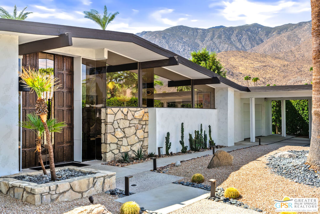 Indian Canyons - Residential