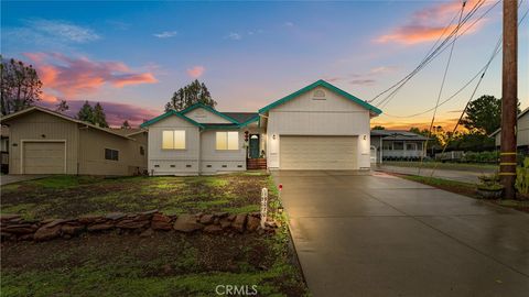 Photo of 19070 Ravenhill Rd, Hidden Valley Lake, CA 95467 (MLS # LC25261712)