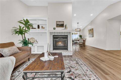 Tiny photo for 7080 Iverson Pl, Paso Robles, CA 93446 (MLS # NS26054957)