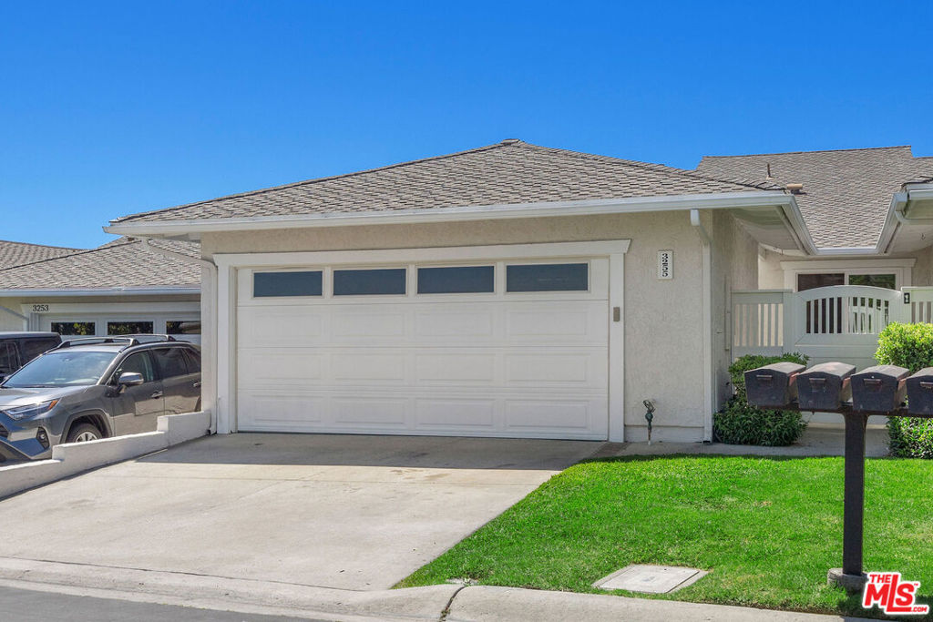 3255 Paseo Gallita
