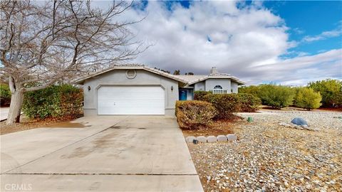 Photo of 15640 Lime St, Hesperia, CA 92345 (MLS # IV26053767)