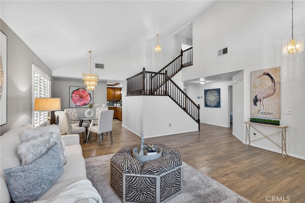 6865 Finch Court