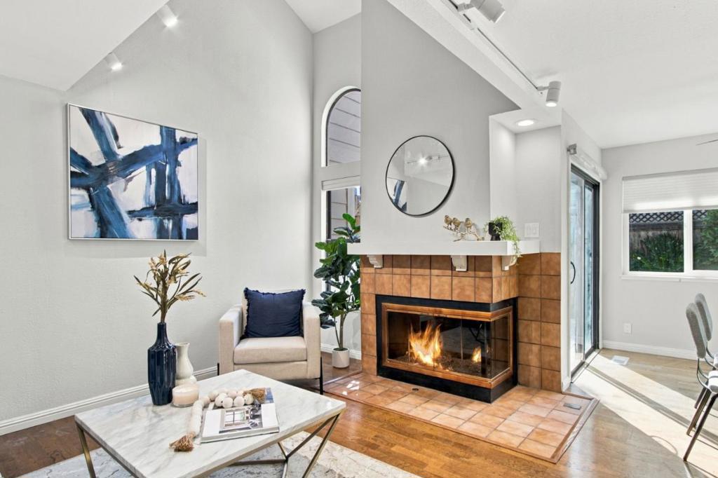 1596 Camden Village Circle