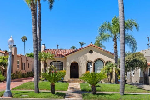 Photo of 4874 Edgeware Road RD, San Diego, CA 92116 (MLS # 260021851SD)