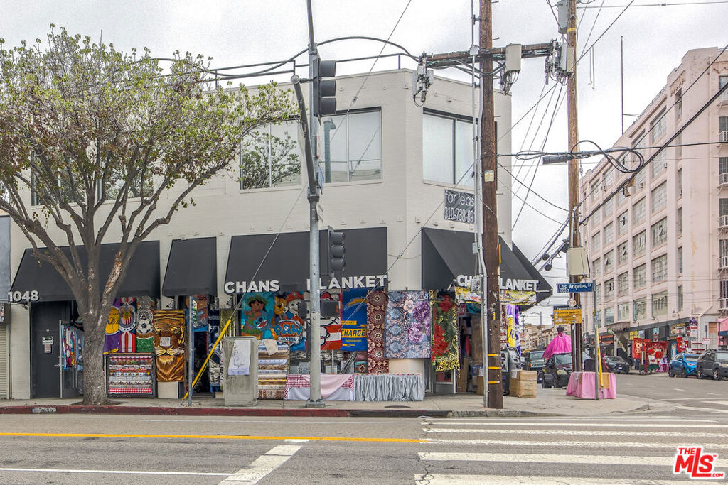 Properties 4 1048 S Los Angeles Street