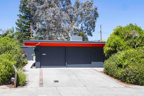 Photo of 411 Adobe Place, Palo Alto, CA 94306 (MLS # ML82048739)