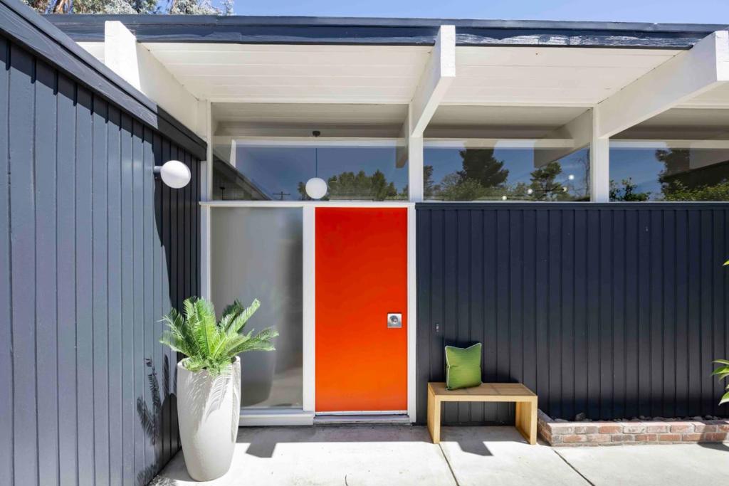 411 Adobe Place