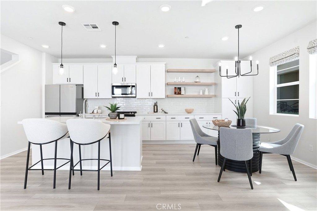 Photo of 1142 Brush Creek Crk, Rancho Mission Viejo, CA 92694 (MLS # OC25190982)