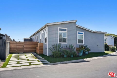Photo of 29500 Heathercliff Road #115, Malibu, CA 90265 (MLS # 26991633)