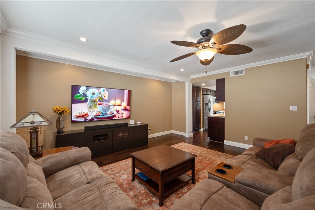 2268 Rose Avenue 3