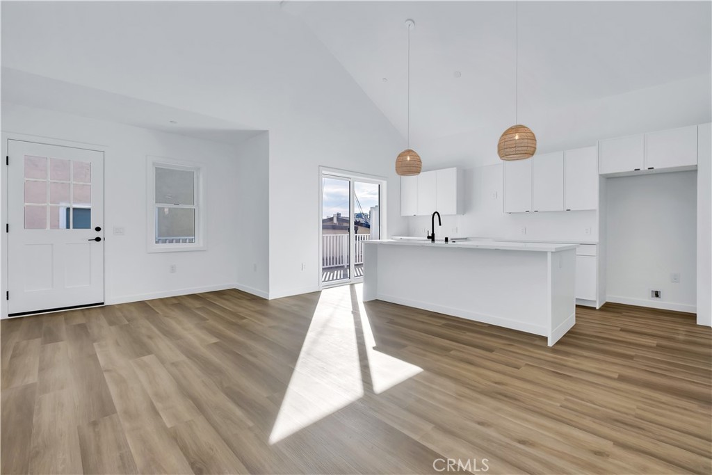 228 A Arena Street A