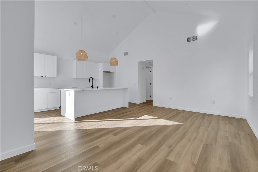 228 A Arena Street A