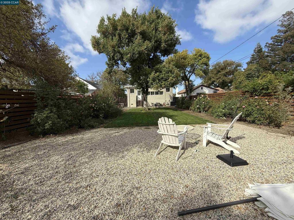 FAIRFIELD - Residential