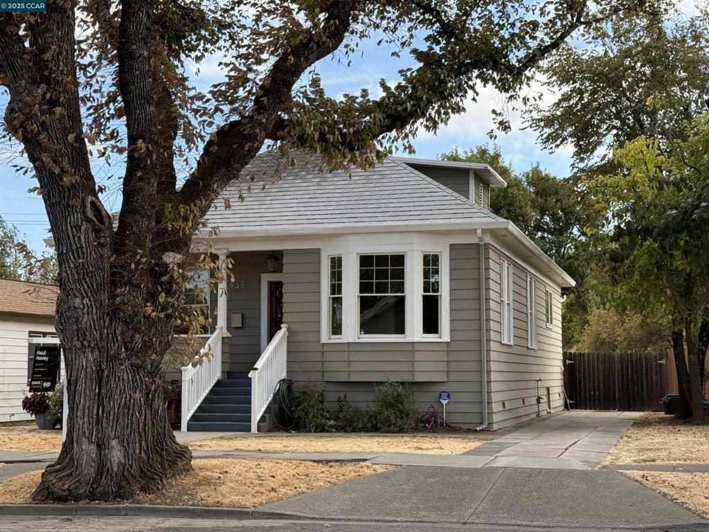 FAIRFIELD - Residential