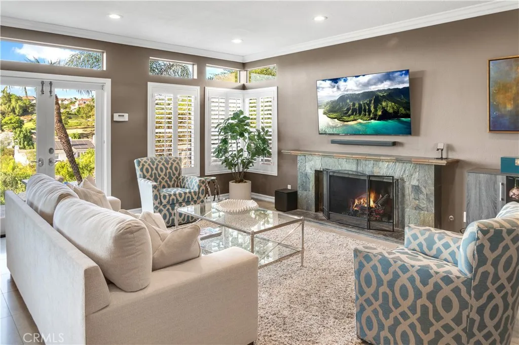 Calabasas, California 91302, United States, 4 Bedrooms Bedrooms, ,4 BathroomsBathrooms,Residential,Active,201899