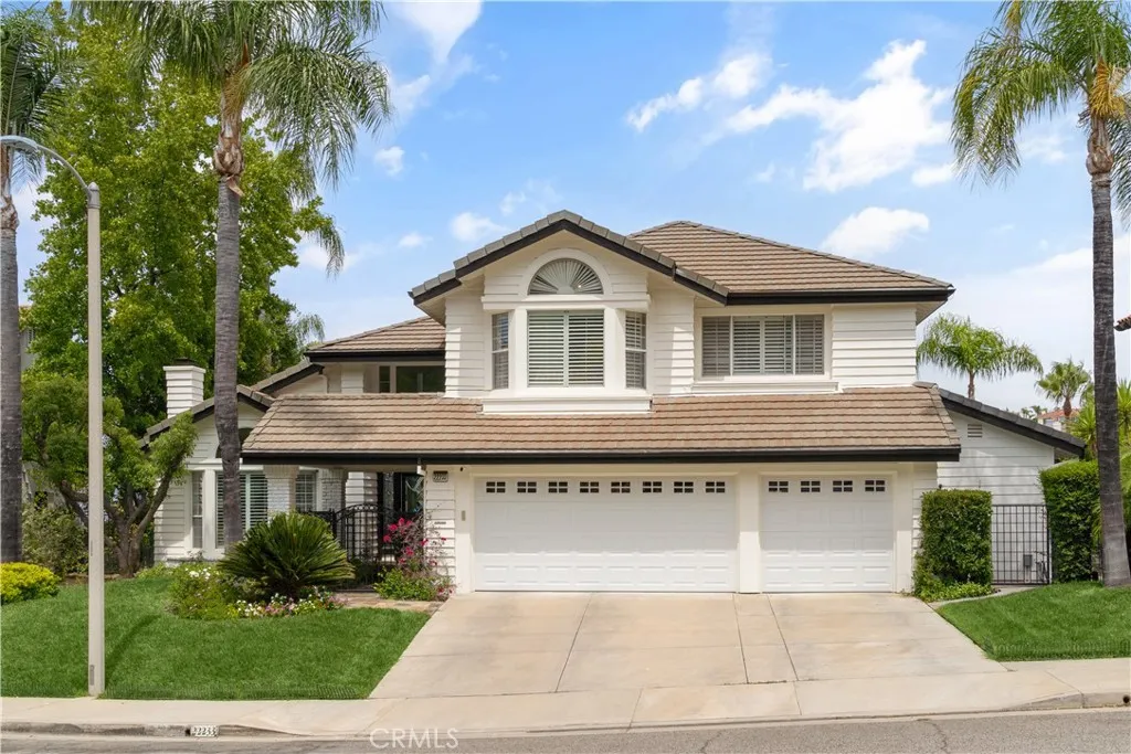 Calabasas, California 91302, United States, 4 Bedrooms Bedrooms, ,4 BathroomsBathrooms,Residential,Active,201899