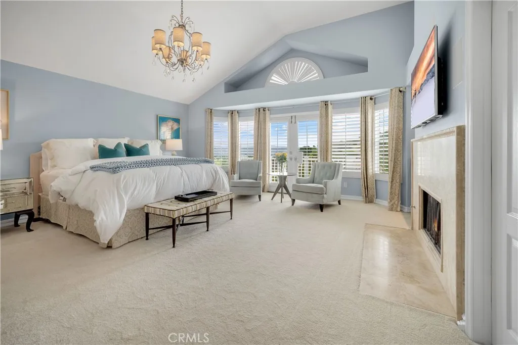 Calabasas, California 91302, United States, 4 Bedrooms Bedrooms, ,4 BathroomsBathrooms,Residential,Active,201899