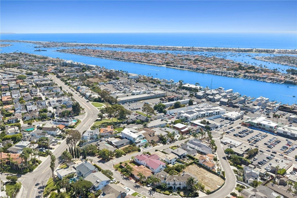 231 Tustin, Newport Beach CA 92663 - Photo 55