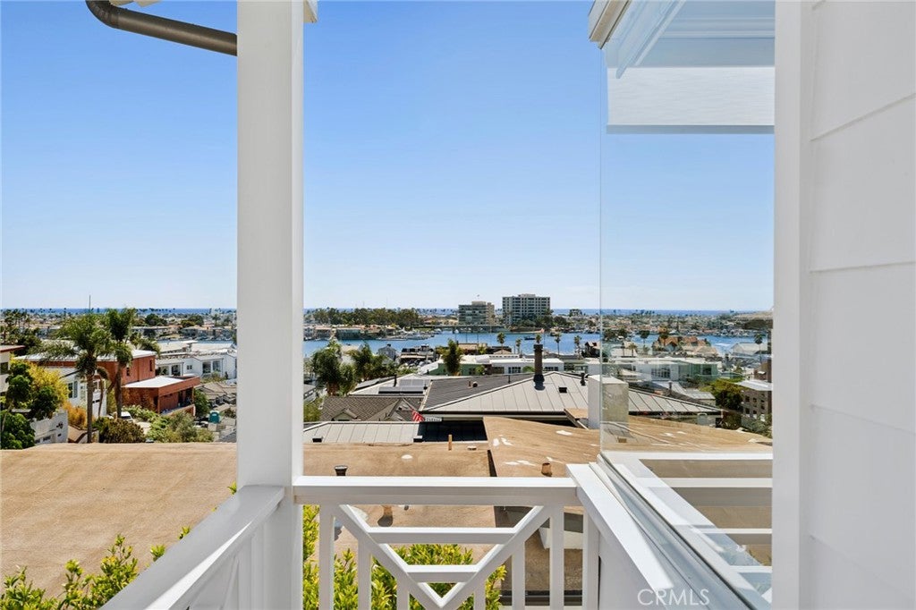 231 Tustin, Newport Beach CA 92663 - Photo 28